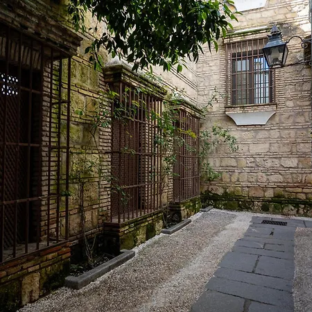 Alcazares In Historic Center Cordoba
