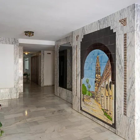 Apartment Alcazares In Historic Center