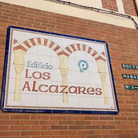 Apartment Alcazares In Historic Center