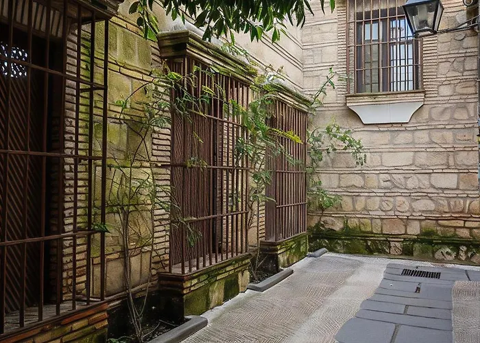 Alcazares In Historic Center קורדובה