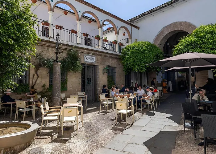 Alcazares In Historic Center Apartment