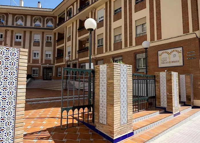 Alcazares In Historic Center *